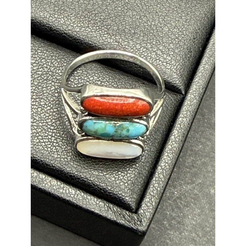 New Condition Sterling Silver Turquoise Coral Mother Of Pearl Ring Size 10 J19 - Picture 6 of 10